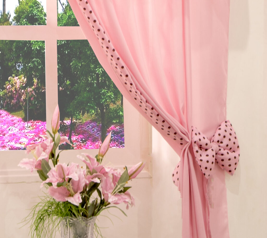 Cortina Infantil Ursinha Rosa 2,00 x 1,70 m Varão Duplo