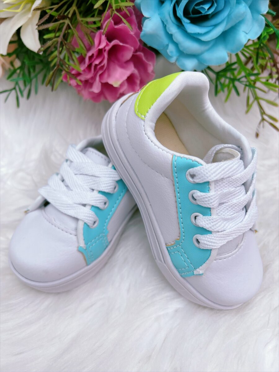 Tênis Infantil Menina Branco e Azul com Cadarço