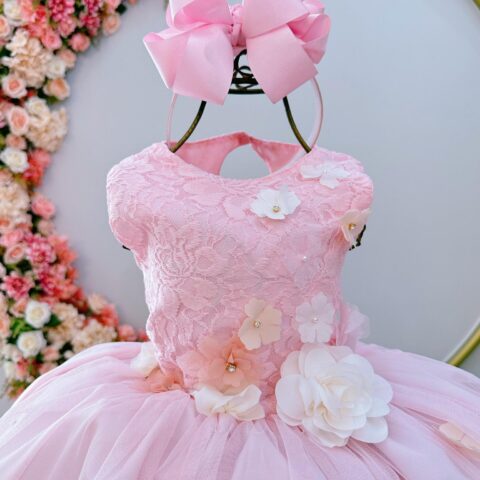 Vestido Infantil Rosa com Flores em Aplique e Renda