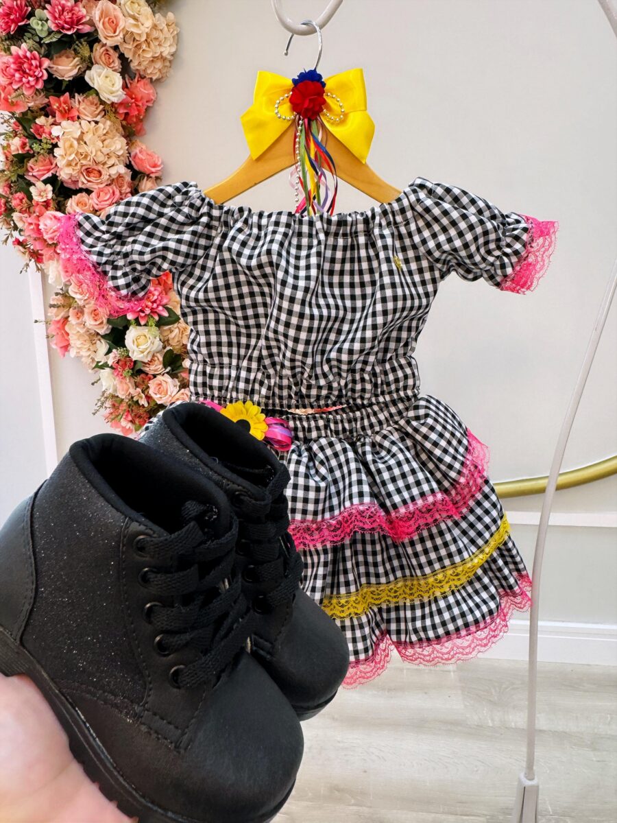 Conjunto Junino Infantil Cropped e Mini Saia Xadrez Preto