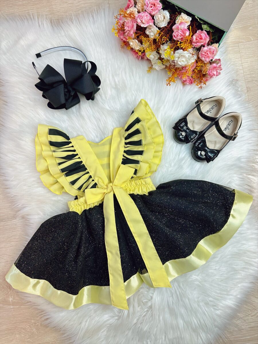Romper Bebê Abelhinha com Asa e Apliques Luxo