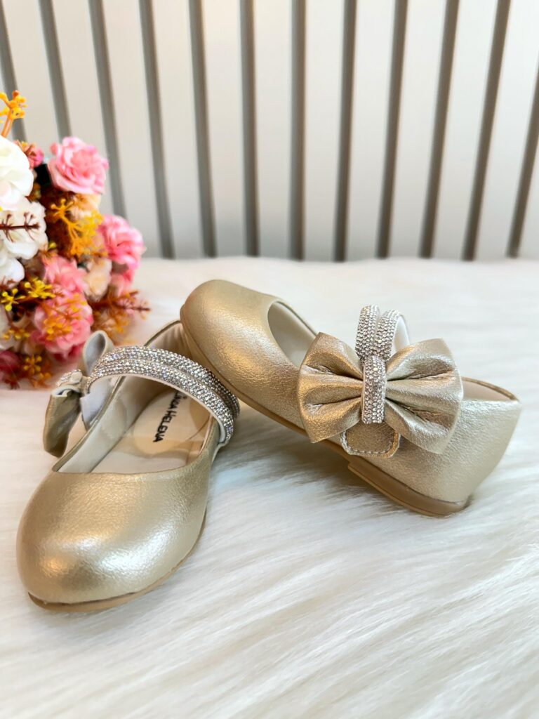 Sapato Infantil Ouro Fosco Tiras com Strass e Laço