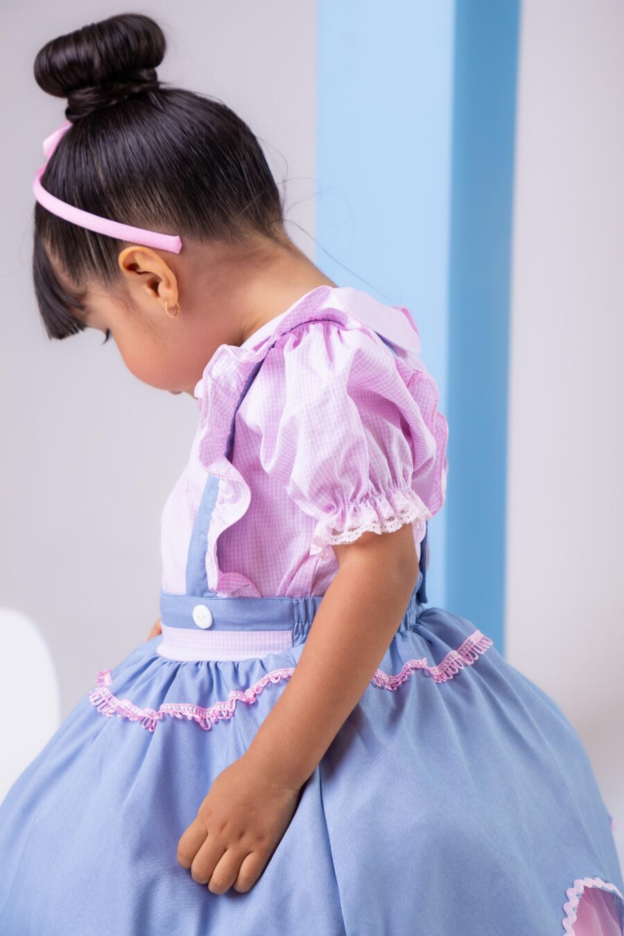 Conjunto Infantil Fazendinha Salopete Jeans e Blusa Xadrez