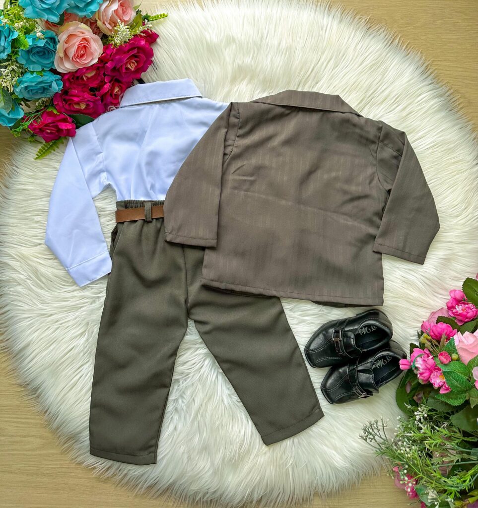 Terno Infantil Miss Cherry Gael Verde Militar com Gravata