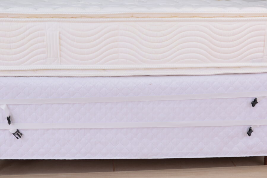 Saia para Cama Box Colchobox Ajustável Elasticada Branca
