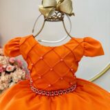 Vestido Infantil Terracota Busto Nervura Cinto de Pérolas