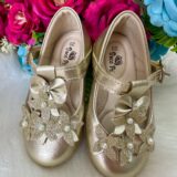 Sapatilha Infantil Doce Pé Baby Dourada Flores e Pérolas