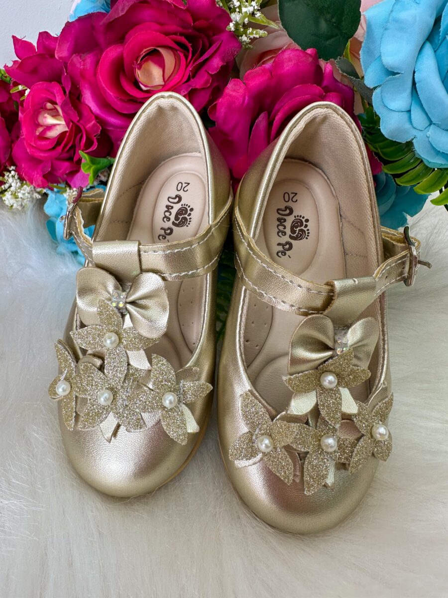 Sapatilha Infantil Doce Pé Baby Dourada Flores e Pérolas