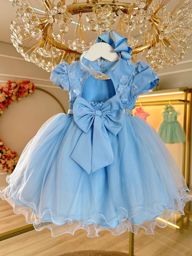 Vestido Infantil Azul Busto com Renda e Pérolas Batizado