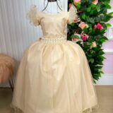 Vestido Longo Amanda Marie Dourado Tule e Cinto de Pérolas
