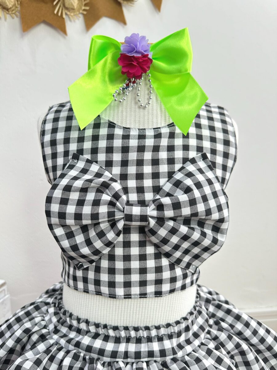 Conjunto Junino Infantil Caipira Cropped e Saia Xadrez Preto