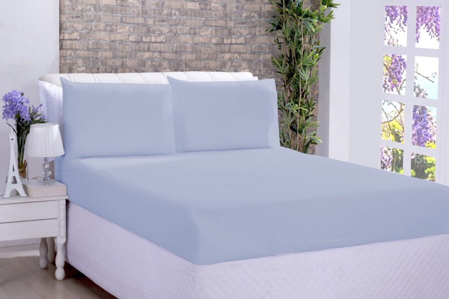 Lençol com Elástico Deccoralle Microfibra Queen Azul Bebê