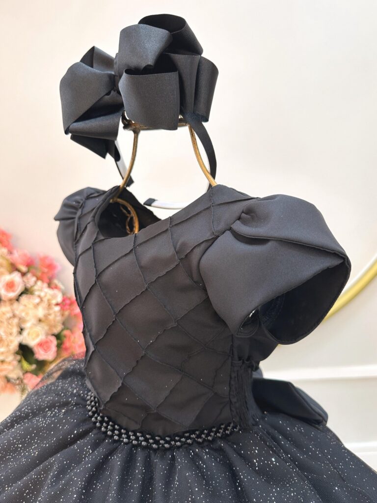 Vestido Infantil de Festa Preto Busto Nervura Daminha