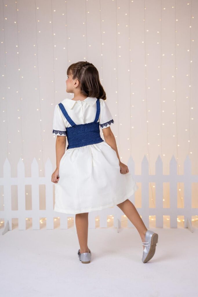 Vestido Infantil Blogueirinha Jhenni Off com Colete Jeans
