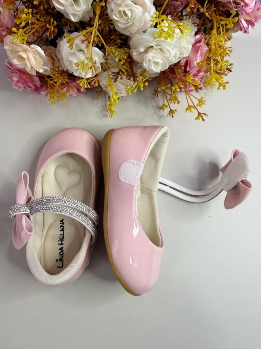 Sapato Bebê Verniz Rosa Claro Tiras com Strass e Laço