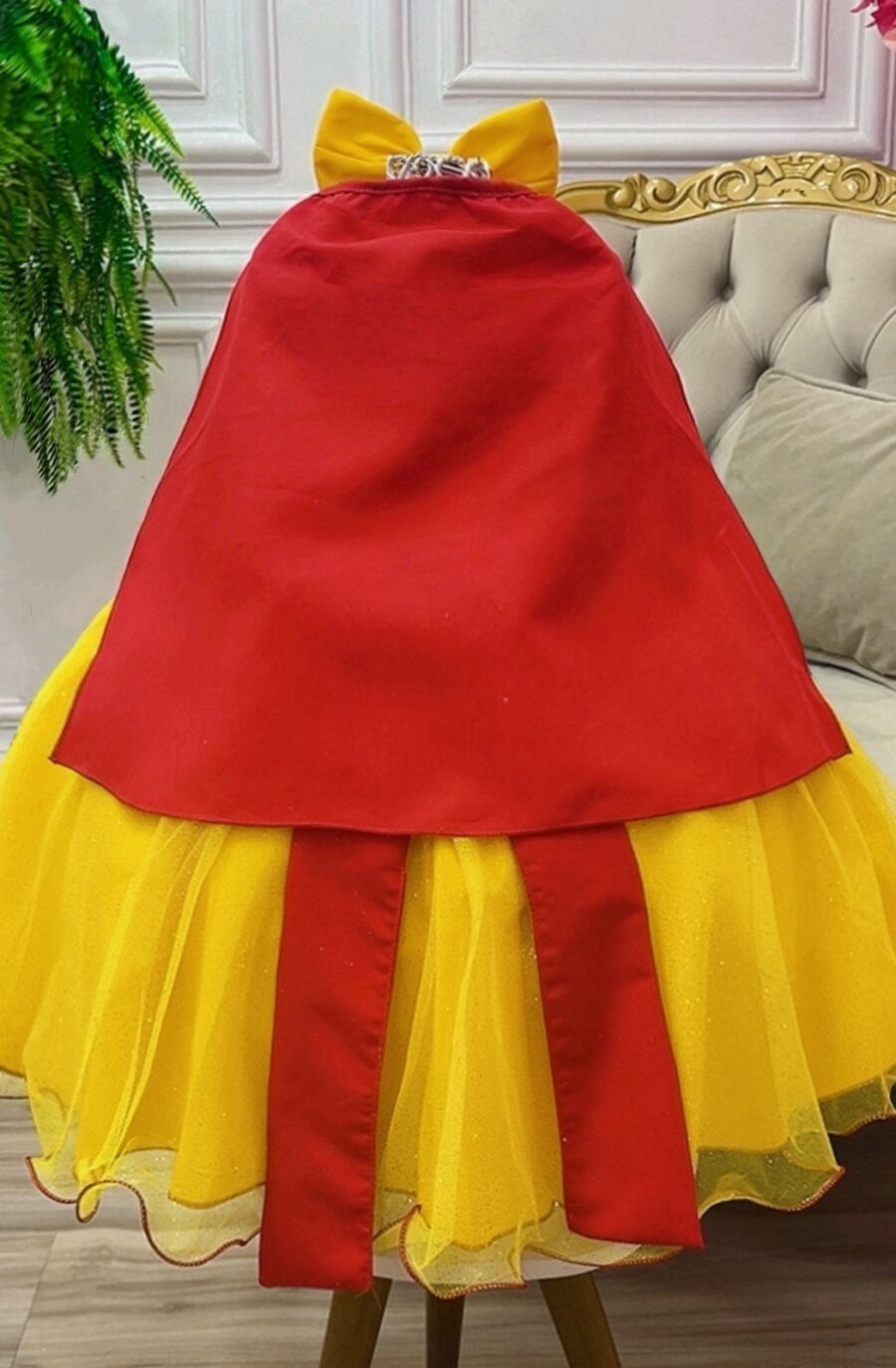 Fantasia Infantil Branca de Neve Vestido com Glitter e Capa
