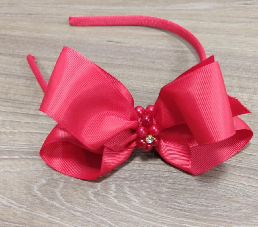 Tiara Infantil Vermelha com Pérolas e Strass