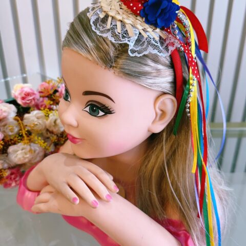 Tiara Infantil Junina com Florzinhas e Fitas de Cetim