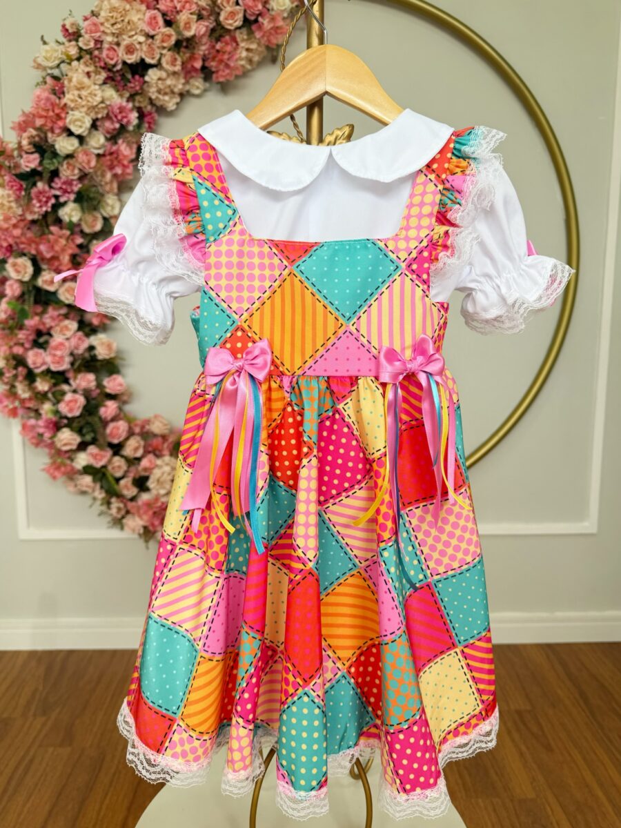 Conjunto Junino Meninas Blusa Branca e Saia Xadrez Colorida