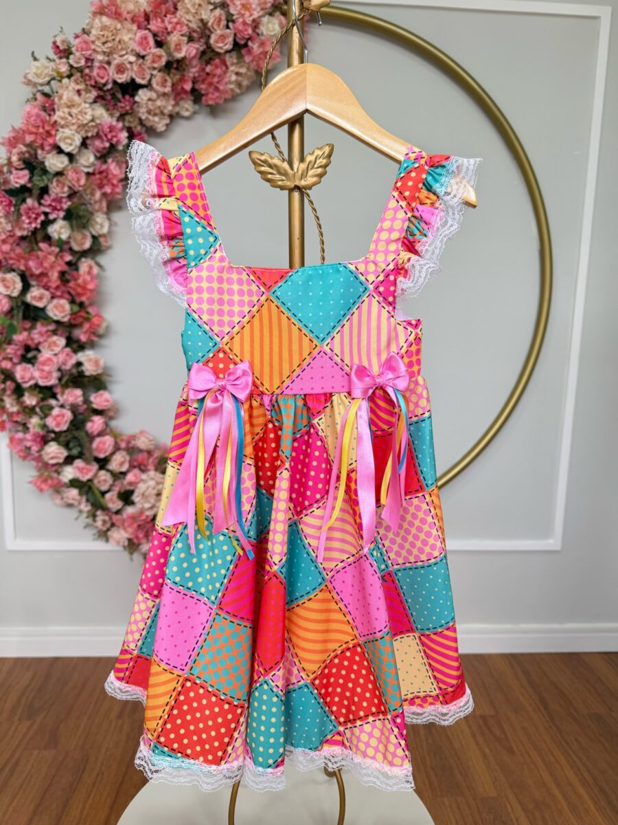 Conjunto Junino Meninas Blusa Branca e Saia Xadrez Colorida