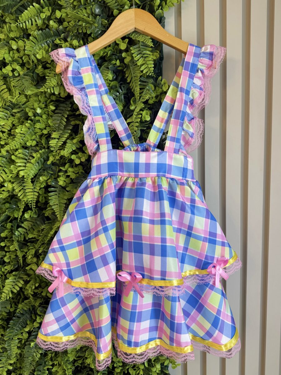 Conjunto Infantil Junino Salopete Xadrez Rosa e Azul