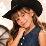 Conjunto Infantil Colete e Short Jeans Cinto Boiadeira