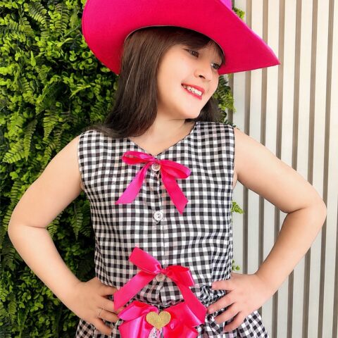 Conjunto Junino Infantil Colete e Saia Xadrez Pink