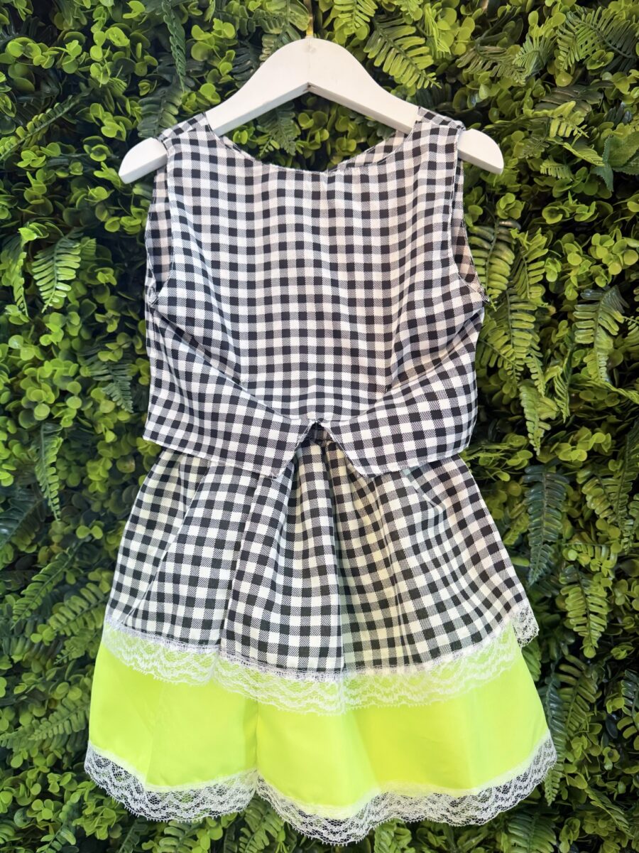 Conjunto Junino Infantil Colete e Saia Xadrez Verde