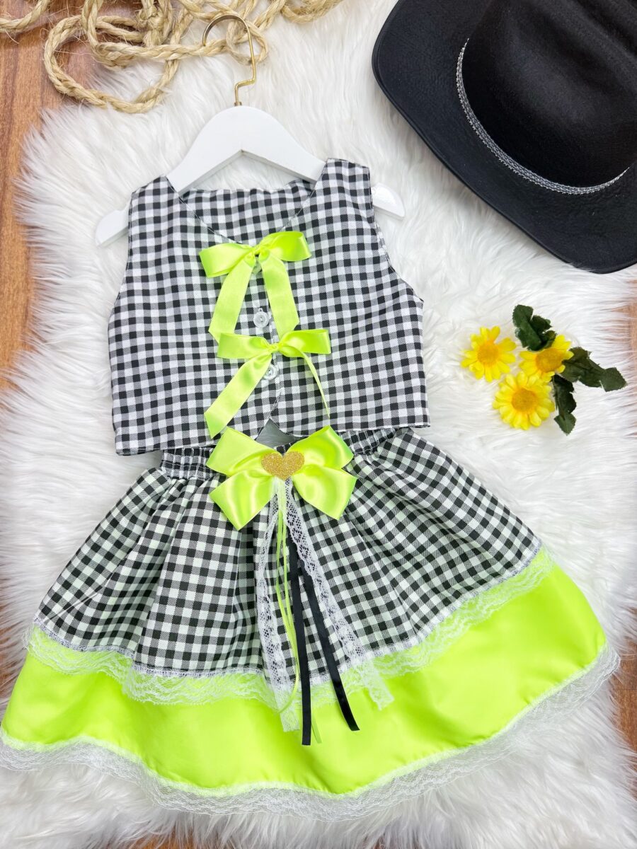 Conjunto Junino Infantil Colete e Saia Xadrez Verde