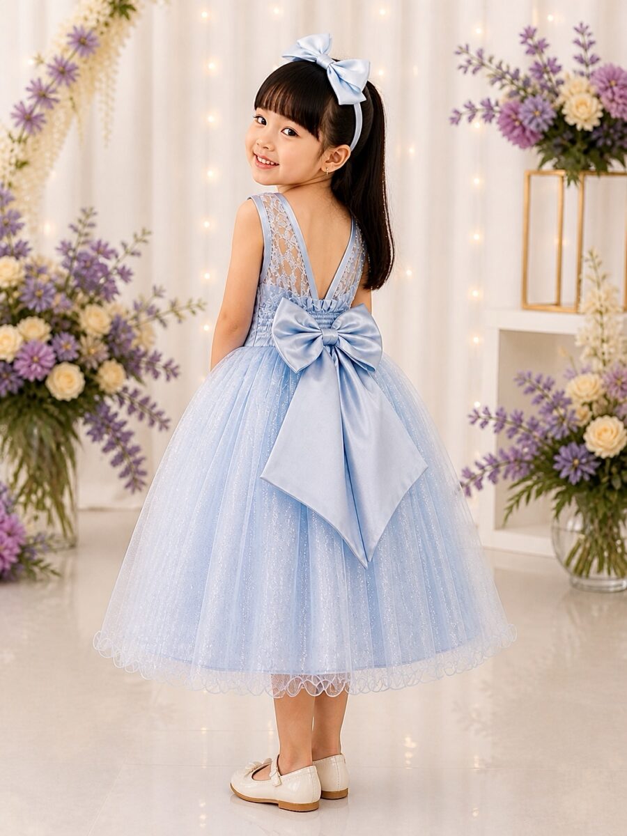 Vestido Infantil Azul com Renda e Tule de Brilho