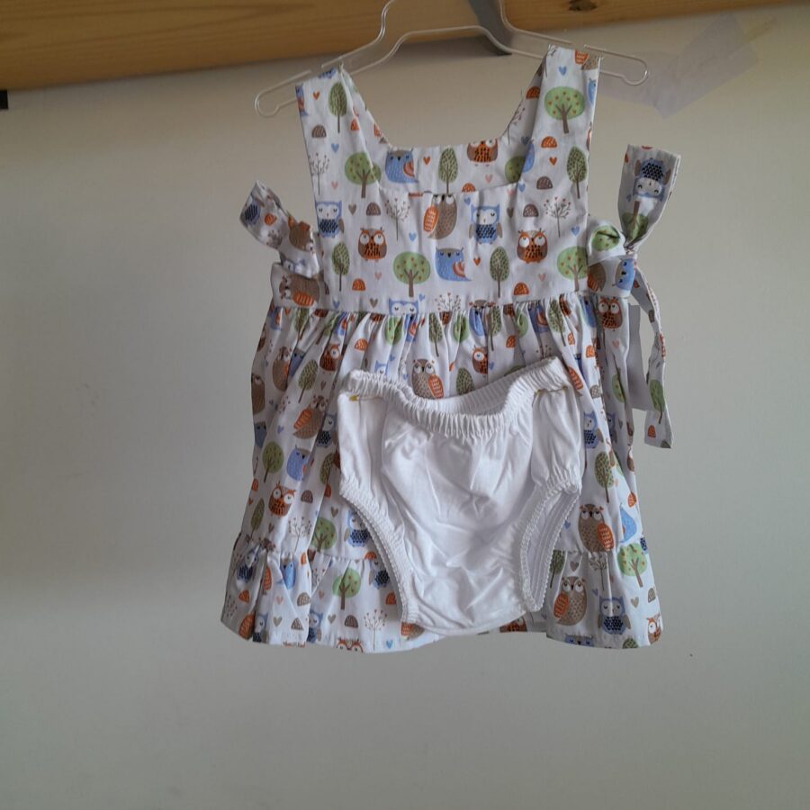 Vestido de Bebê Estampado com Calcinha Tapa Fralda Algodão