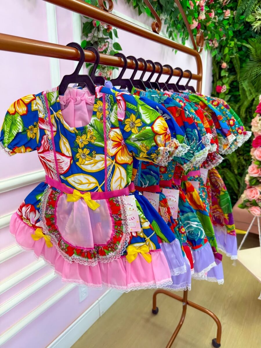 Lote 10 Vestidos Juninos Infantis Sortidos Tamanhos 2 a 10