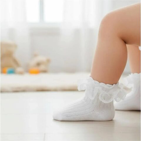 Meia Infantil Winston Branca com Babado de Tule