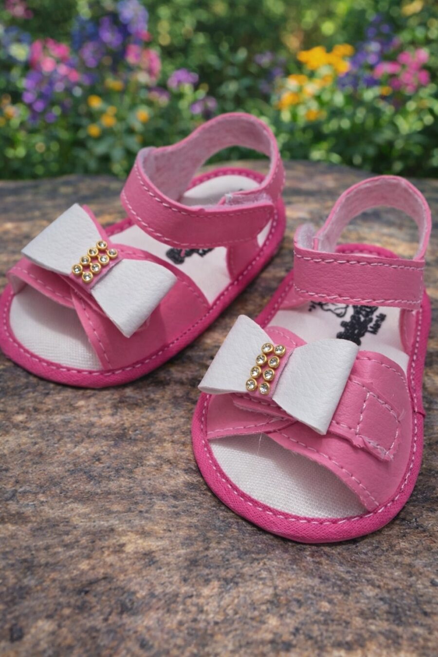 Sandália de Bebê com Laço e Strass Pink ou Dourada