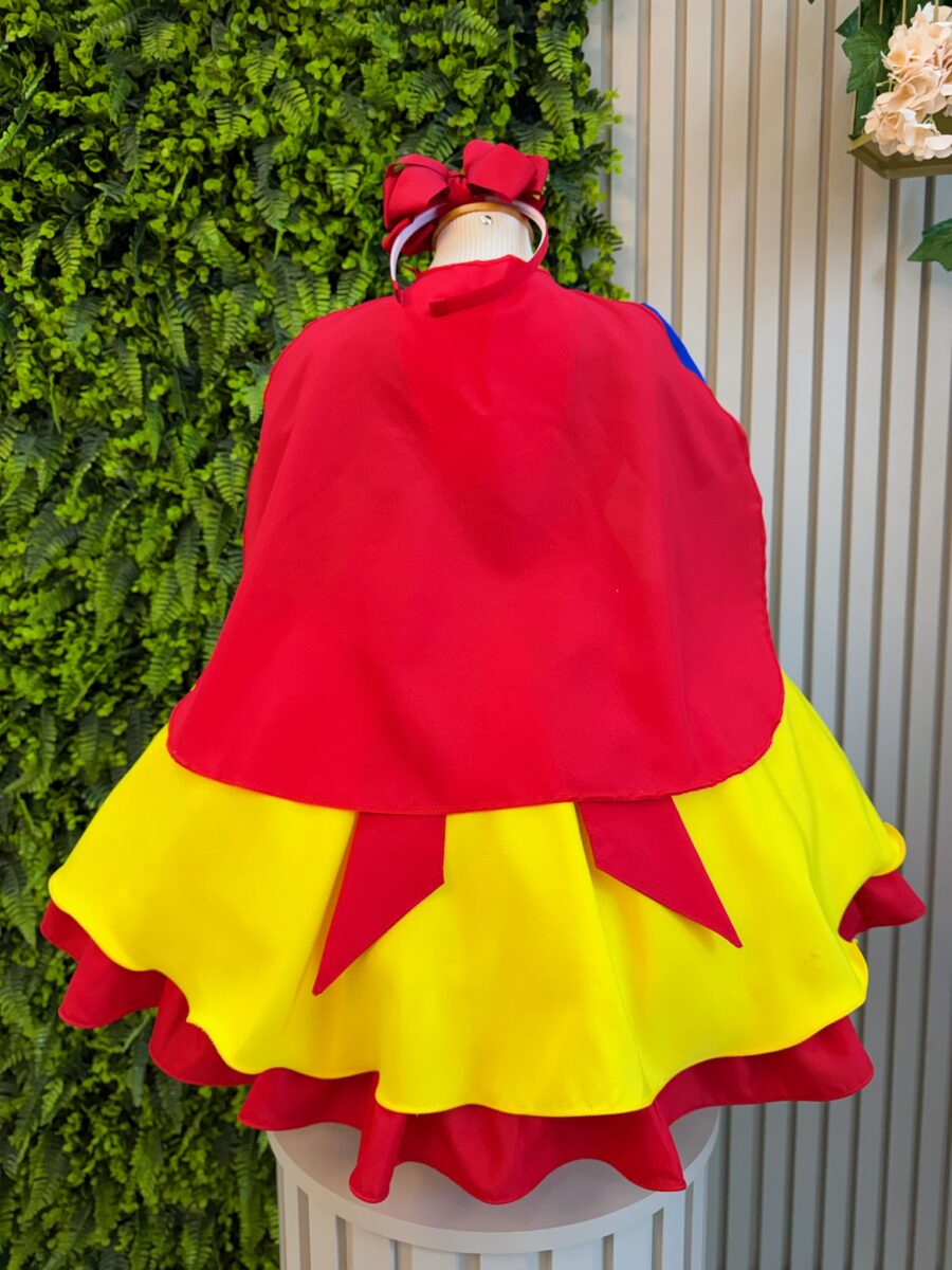 Vestido Fantasia Branca de Neve Infantil Amarelo com Capa