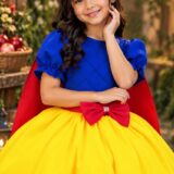 Vestido Fantasia Branca de Neve Infantil Amarelo com Capa