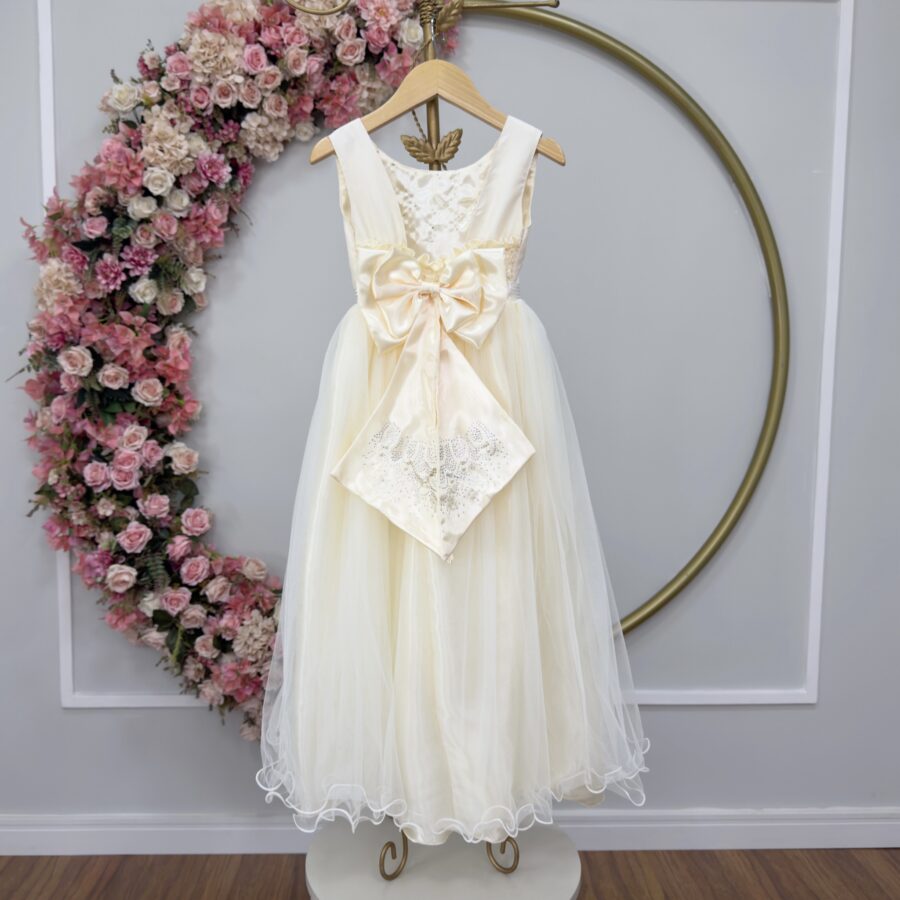 Vestido Infantil Dama de Honra Longo Marfim com Pérolas