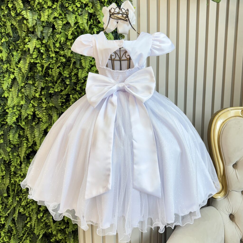 Vestido Infantil Branco Saia Tule Glitter e Cinto Pérolas